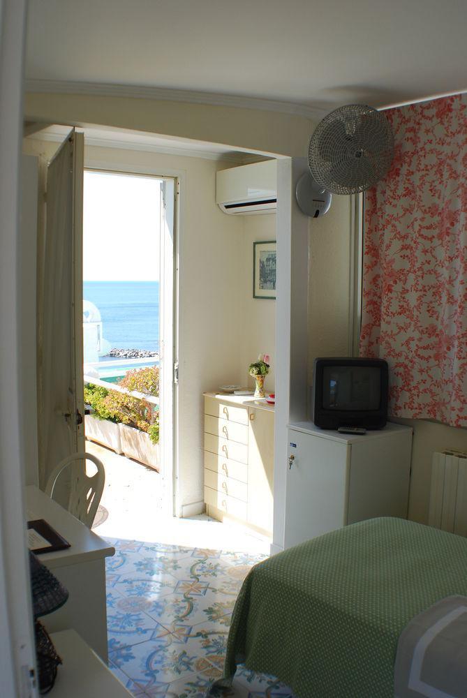 Hotel La Palma Sant'Angelo  Bagian luar foto