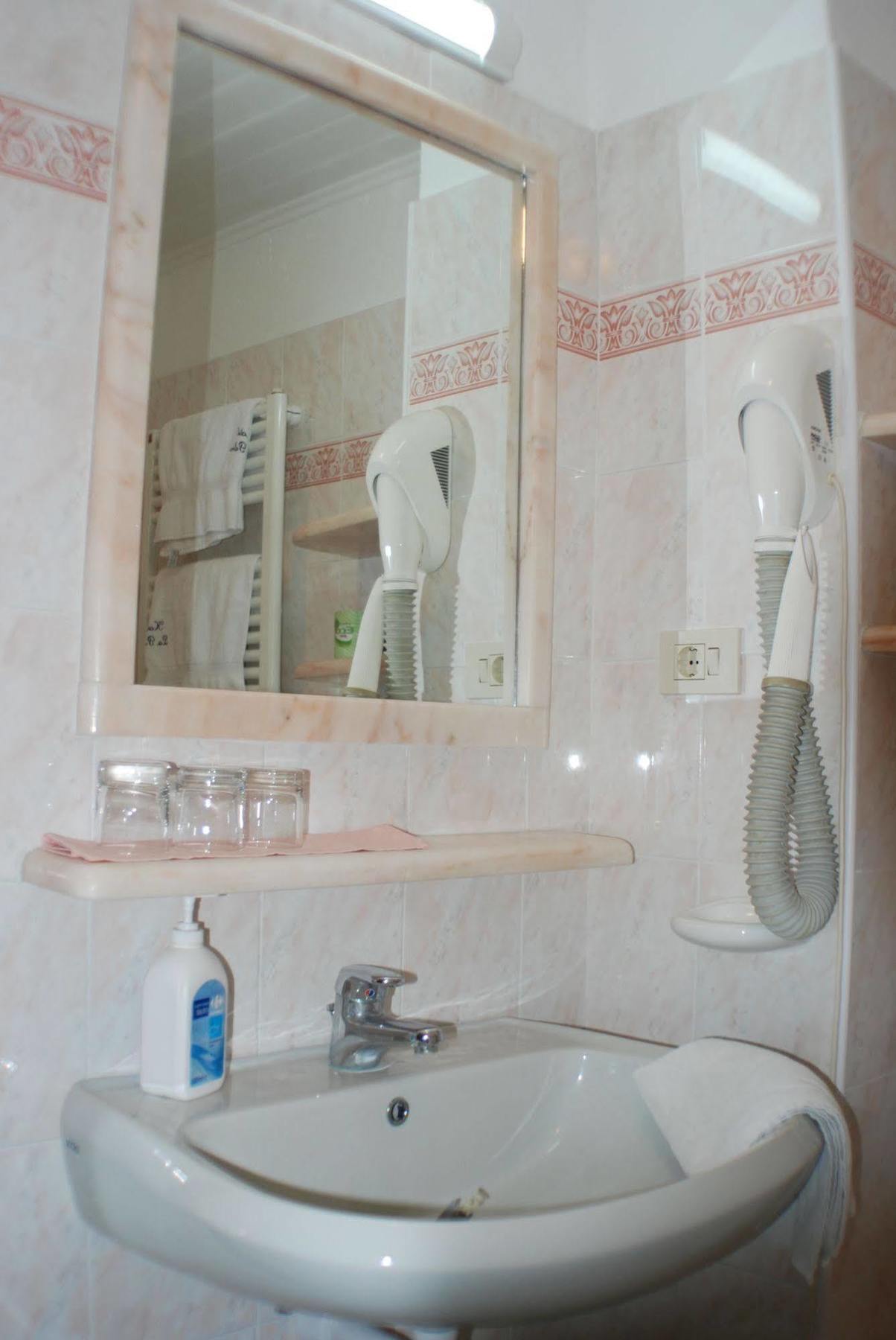 Hotel La Palma Sant'Angelo  Bagian luar foto